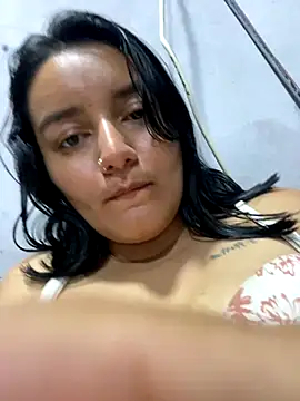 Lucia-Candy's cam snapshot