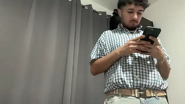 Gorillabutt1414 live sex cam