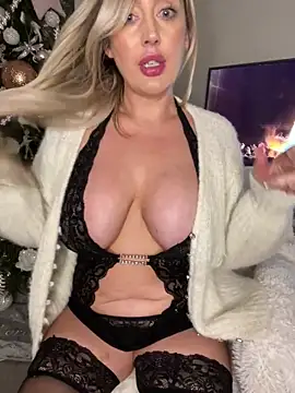 Aries_Blue's cam snapshot