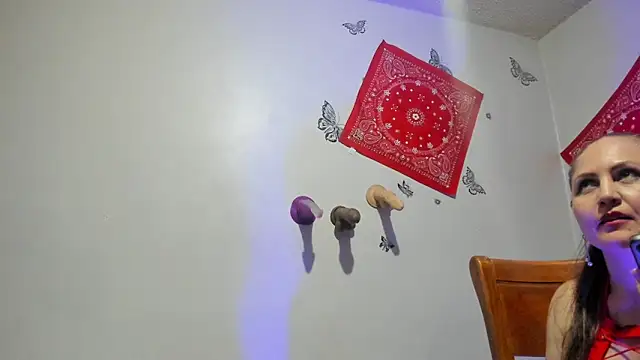 tiffanystorms-'s cam snapshot