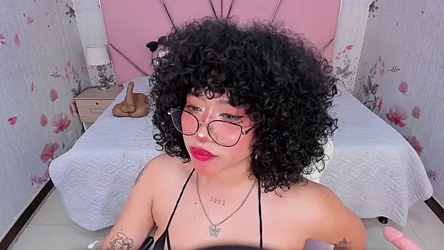 SafiroAgataaa's cam snapshot