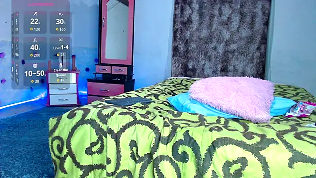 bella_warzon's cam snapshot