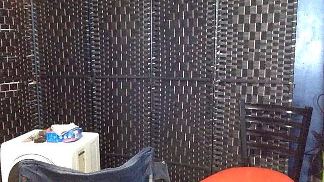 sexyhotstud12 live sex cam