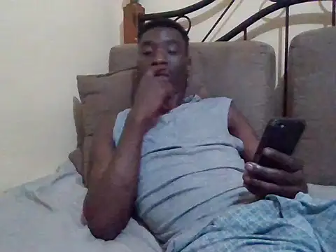 SmallGoodNut's cam snapshot