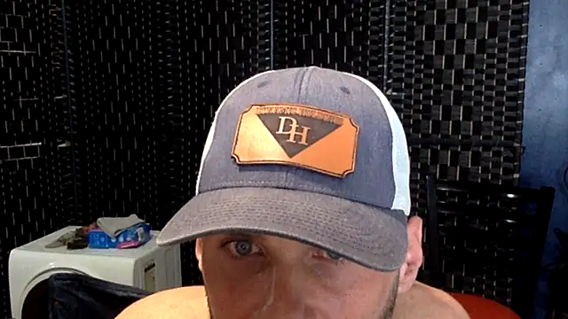 sexyhotstud12's cam snapshot