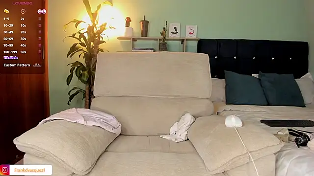 Neganhot_ live sex cam