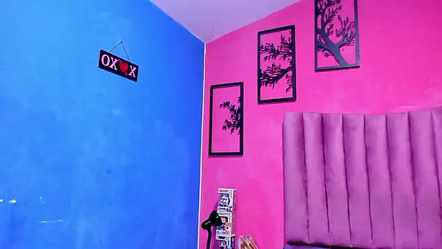 JustiinJazmin live sex cam