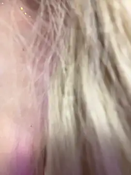 Luv_Doll's cam snapshot