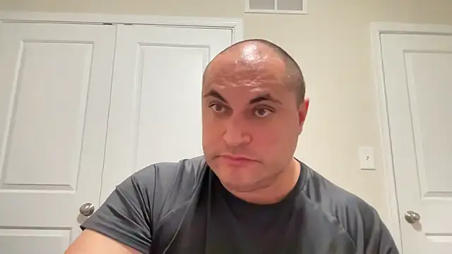 SluggishChase99 live sex cam