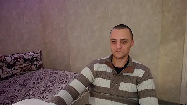 Ethan_G_'s cam snapshot