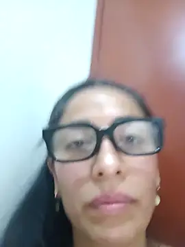 chloewildd_'s cam snapshot