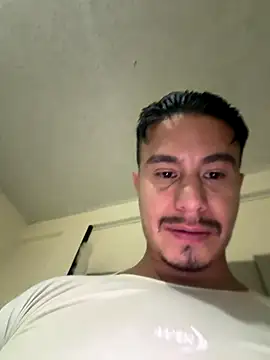 DominickVegas live sex cam