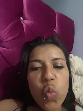 cinthia2011's cam snapshot