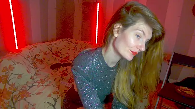 YourFavCanadianMILF's cam snapshot