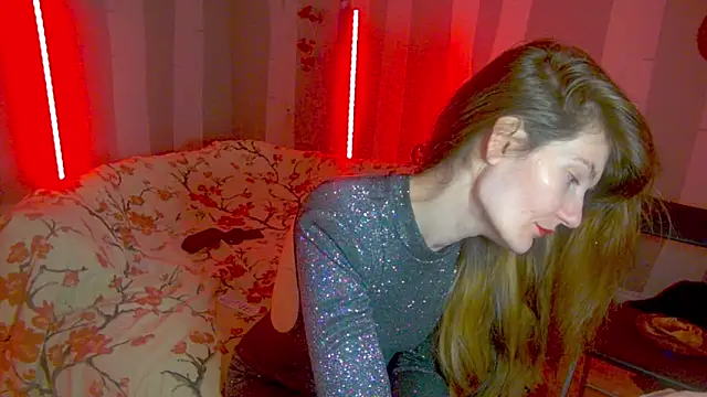 YourFavCanadianMILF's cam snapshot