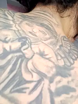 BellaChiquis_'s cam snapshot