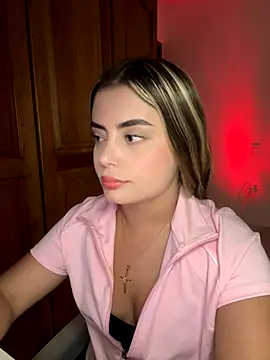 Miss_valeriaa's cam snapshot