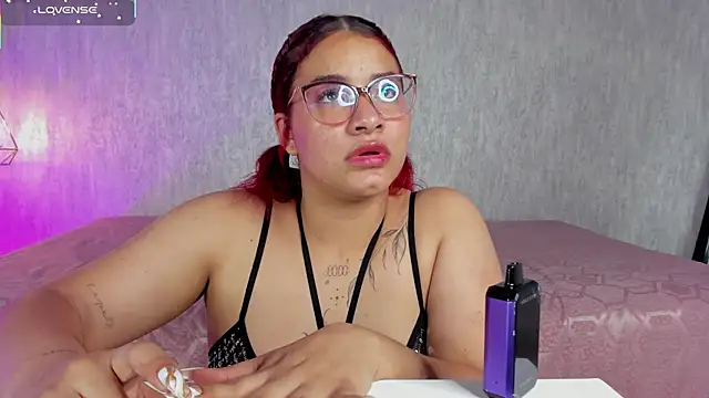 Zaily_zcc's cam snapshot