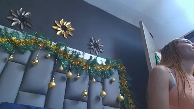 kissme_luna's cam snapshot