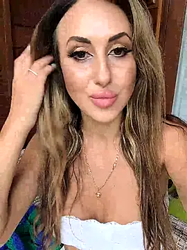 Bella-Grace's cam snapshot