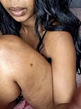 ELAINE_xXxX live sex cam