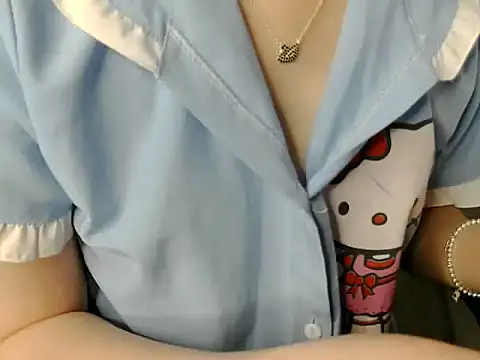 hilyti12 live sex cam