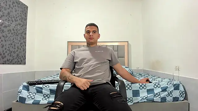 simookeler live sex cam