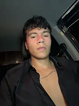 Logan_smith1 live sex cam