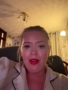 KaylaTrudi's cam snapshot