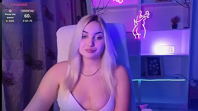 adrelaxina's cam snapshot