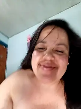 lunanataly live sex cam