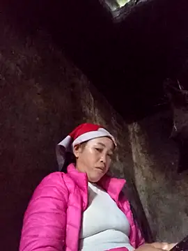 dakota-kis's cam snapshot