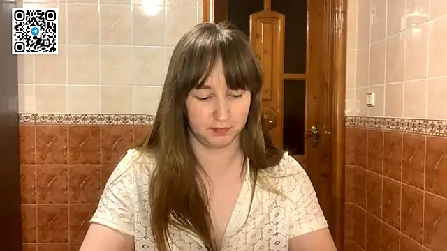 MaroonMoon_'s cam snapshot