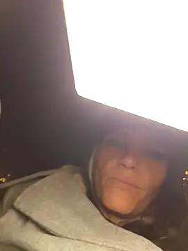 Dixiefaye_'s cam snapshot