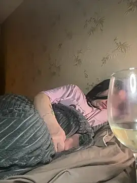 Naughtbaby_2025 live sex cam