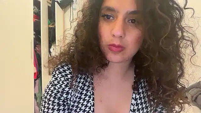 fayfay21@xh's cam snapshot