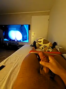 sensualman90's cam snapshot