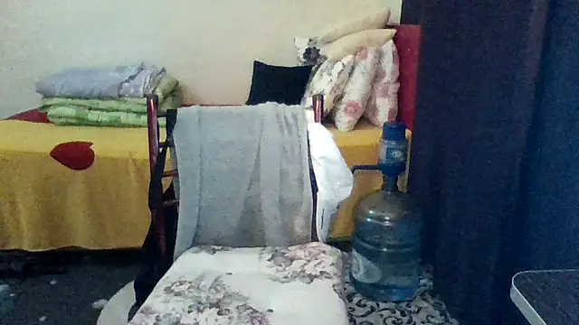 st206boy's cam snapshot