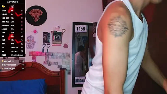 DannyPhantom555's cam snapshot