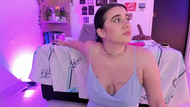 Lana_Herondale live sex cam