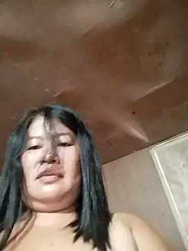 Lovelywoman43 live sex cam