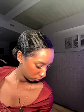 Your_Paris's cam snapshot