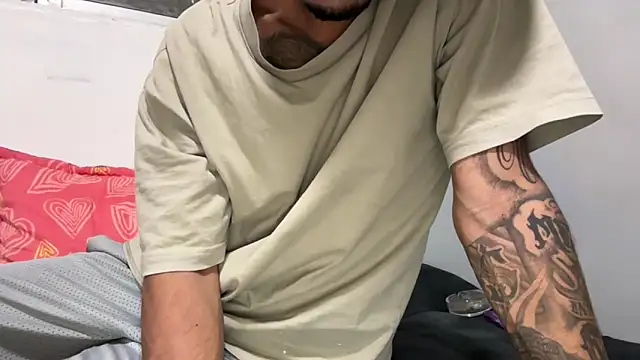 dominic_brandd23 live sex cam