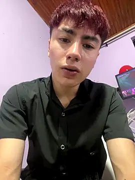 AlexanderCollman live sex cam