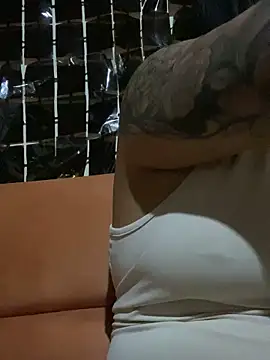 AlannaEvons's cam snapshot