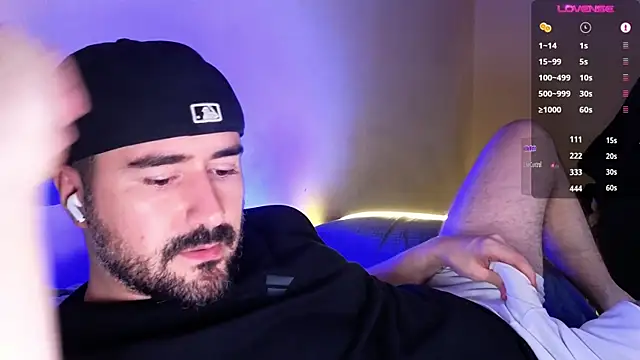 DominantTheo live sex cam