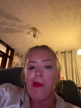 KaylaTrudi's cam snapshot