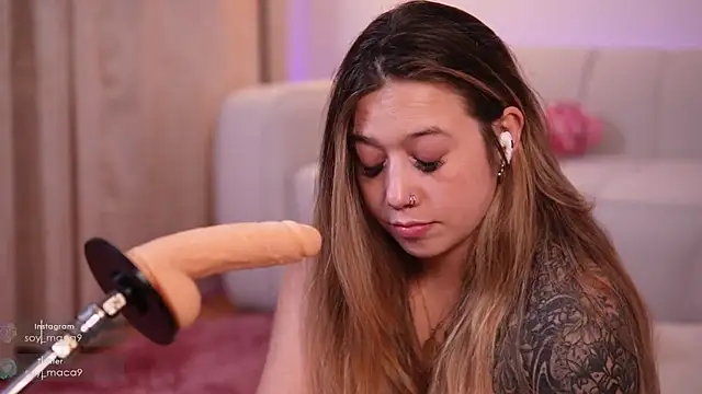 lilith_gray9's cam snapshot