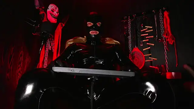 Master_Connor_BDSM live sex cam