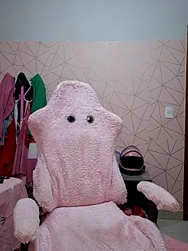 Irresistible24 live sex cam